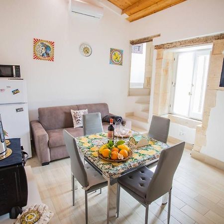 Attico Roma Apartment Сиракуза Екстериор снимка