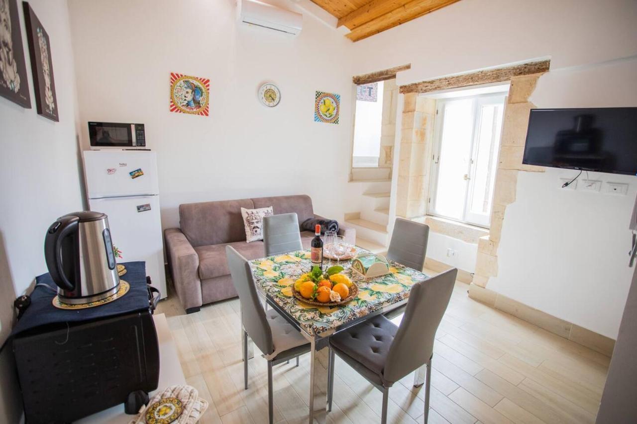 Attico Roma Apartment Сиракуза Екстериор снимка